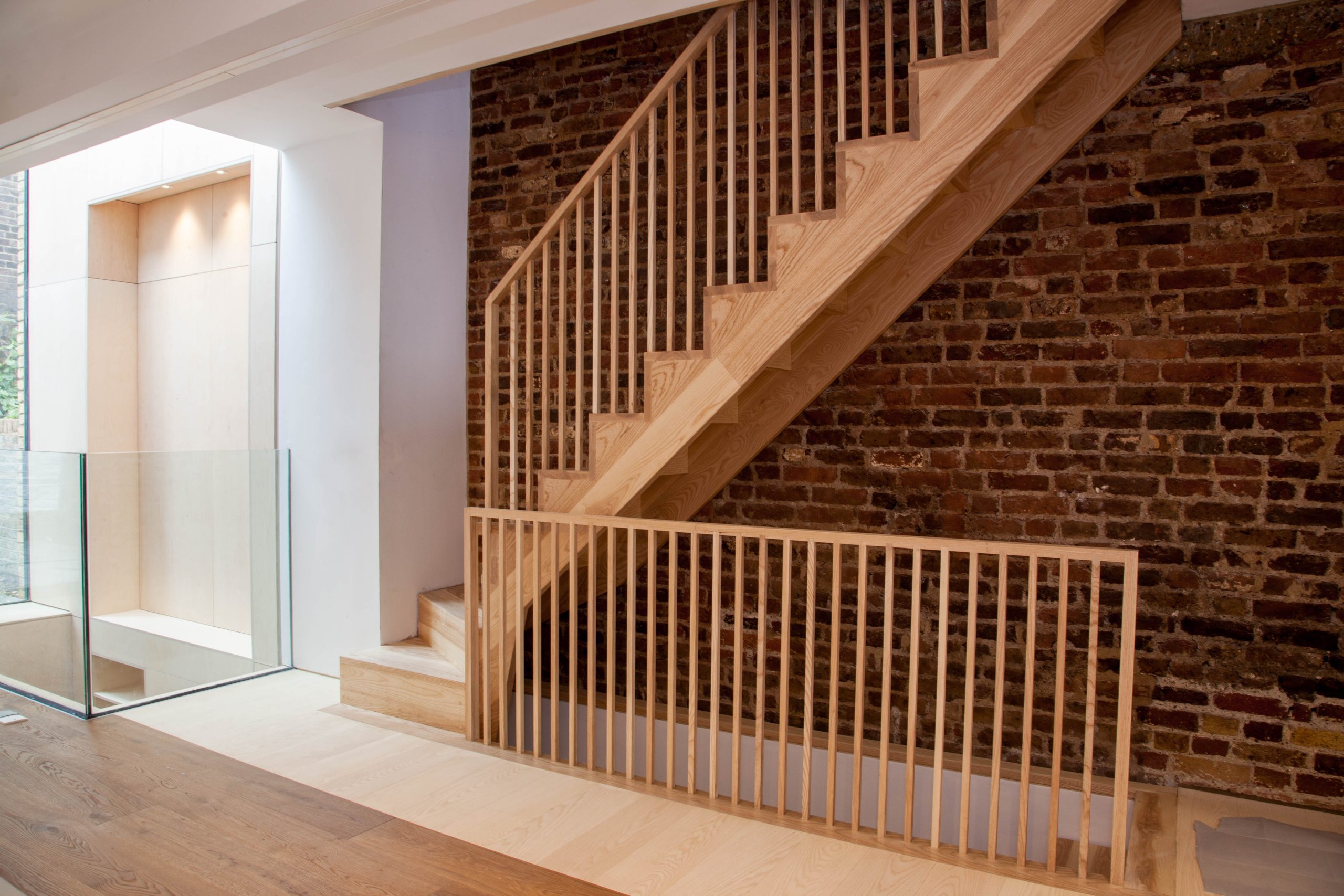 modern oak stairs K&D joinery